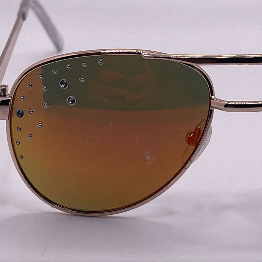 Mirrored Gold Aviators with Rhinestone - Picture 2 of 7